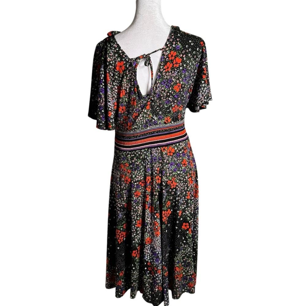 Girls from Savoy Floral Poppy  V Neck Mini Dress sz M - Picture 6 of 12